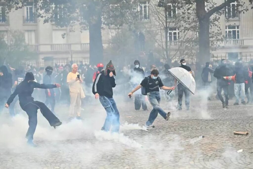 parigi cortei