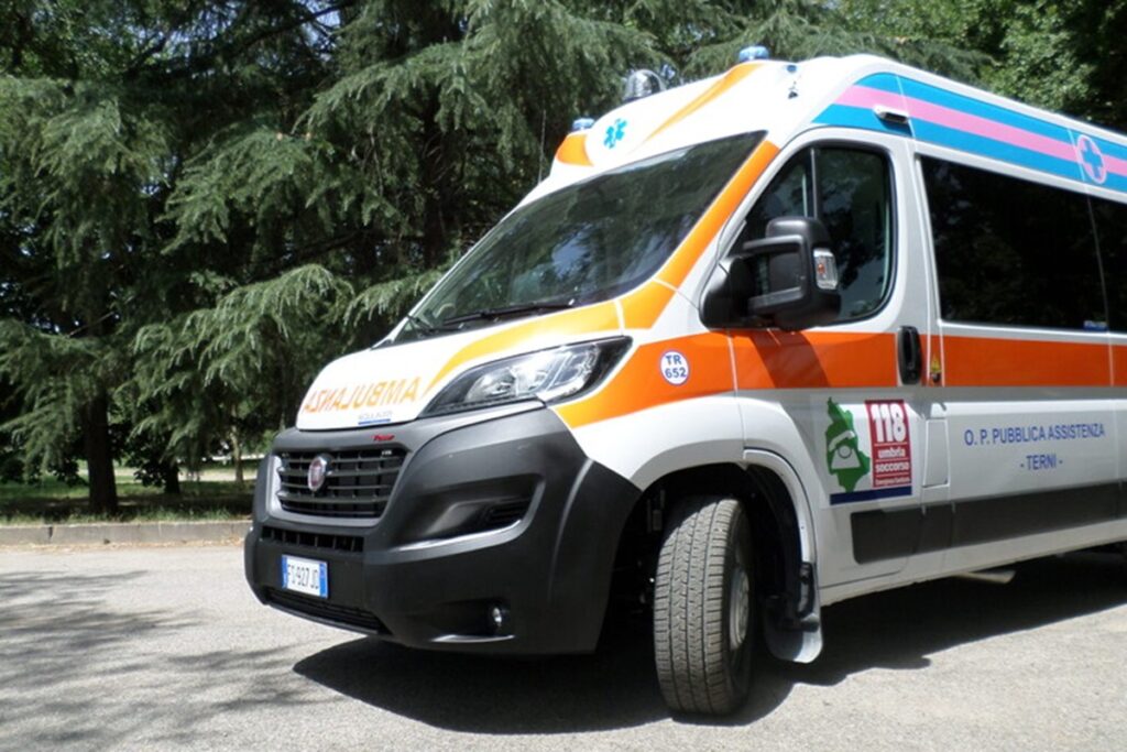Un'ambulanza