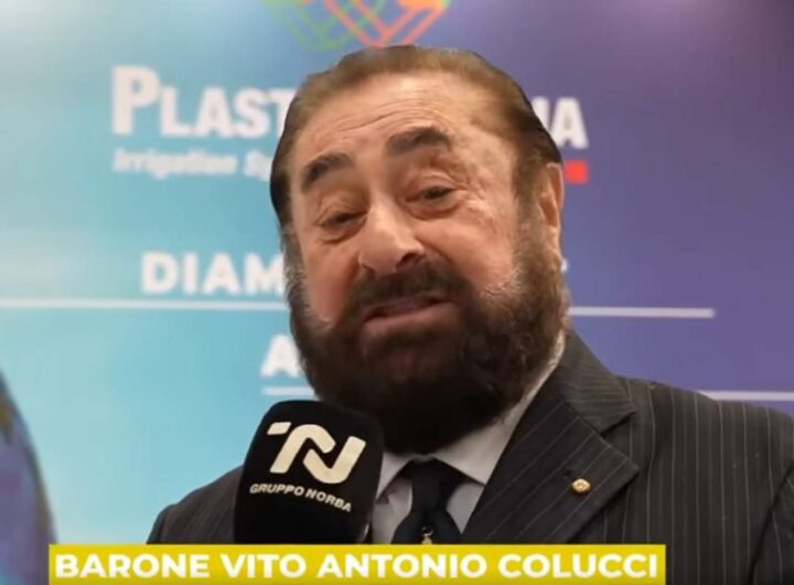 Nella foto tratta da un video, il barone Colucci proprietario della Plastic-Puglia