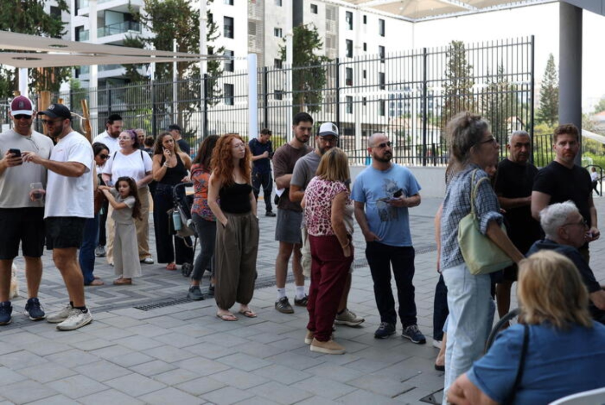 israele fila al seggio elettorale