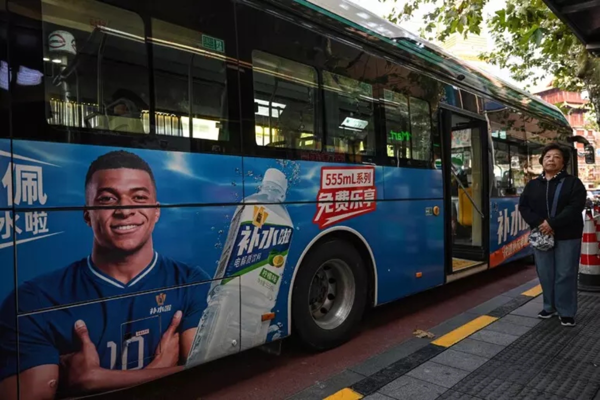 'mbappé pubblicità in cina