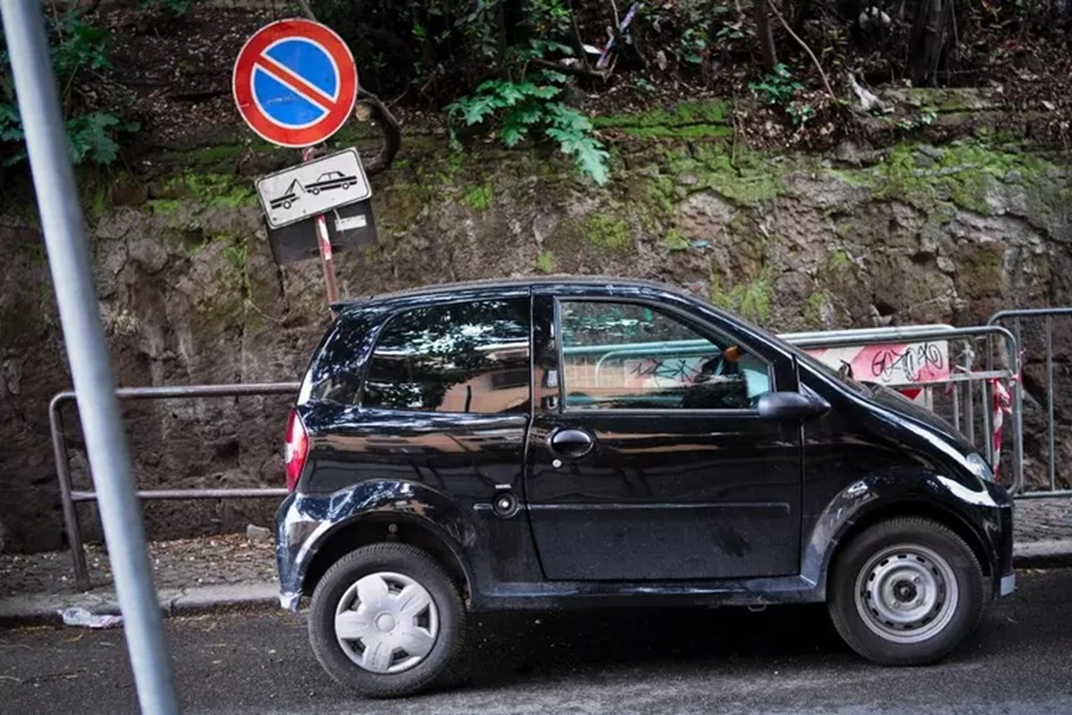 https://www.blitzquotidiano.it/wp-content/uploads/2026/10/minicar_ansa.jpg