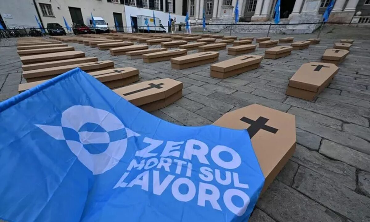 Una manifestazione contro le morti sul lavoro