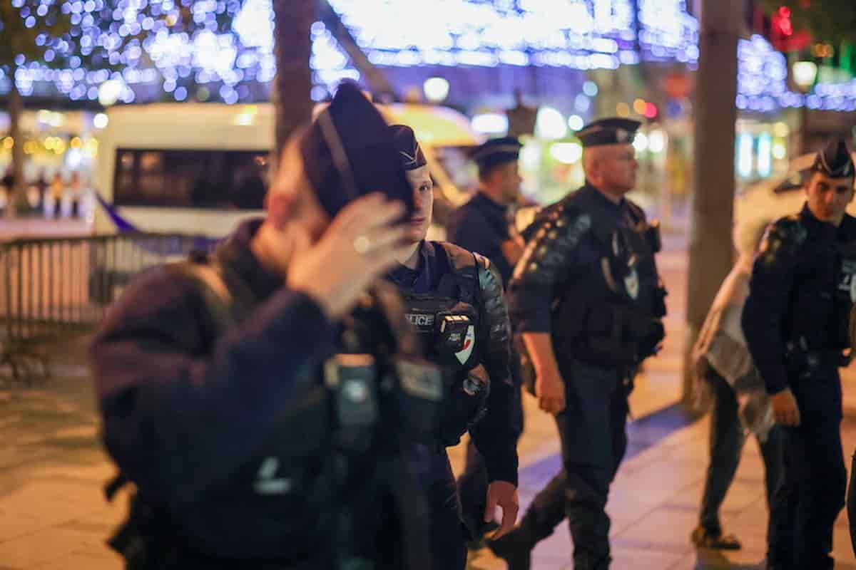 polizia parigi
