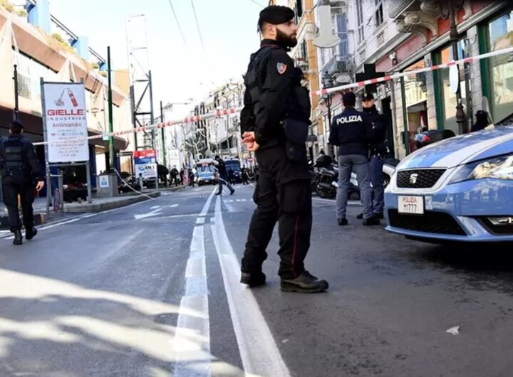Una volante della polizia