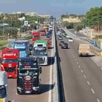 Continua la protesta degli autotrasportatori, al Sud scaffali quasi vuoti. E intanto il petrolio torna sopra i 110 dollari al barile