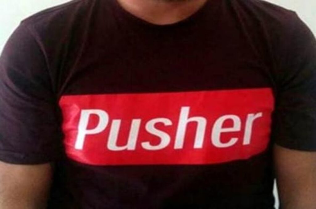 t-shirt pusher
