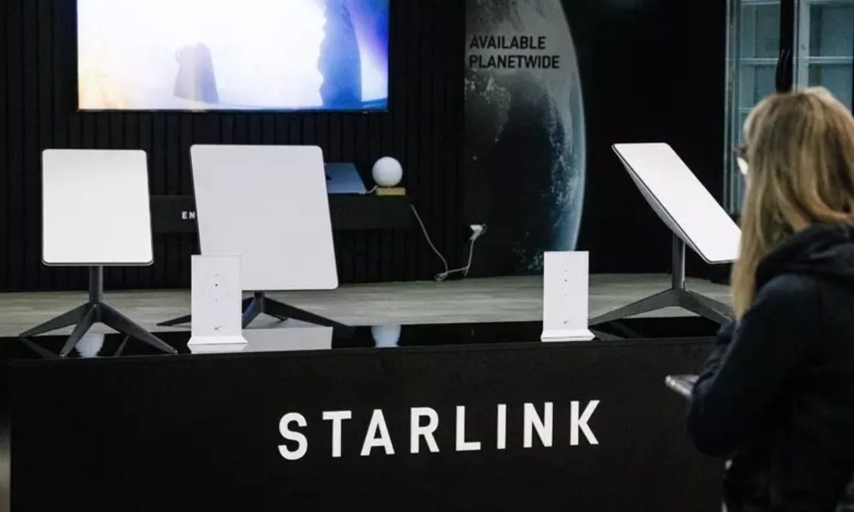Operatrice gestisce satelliti Starlink