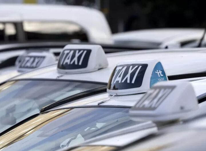 Taxi