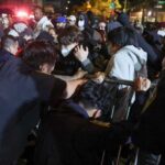 Tensioni con la Polizia al Bronx dopo il ferimento di una persona da parte dell'Ice
