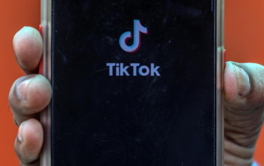 tik tok