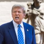 Immigrazione, Trump ha revocato 300mila visti in meno di 2 anni. È record tra i presidenti Usa