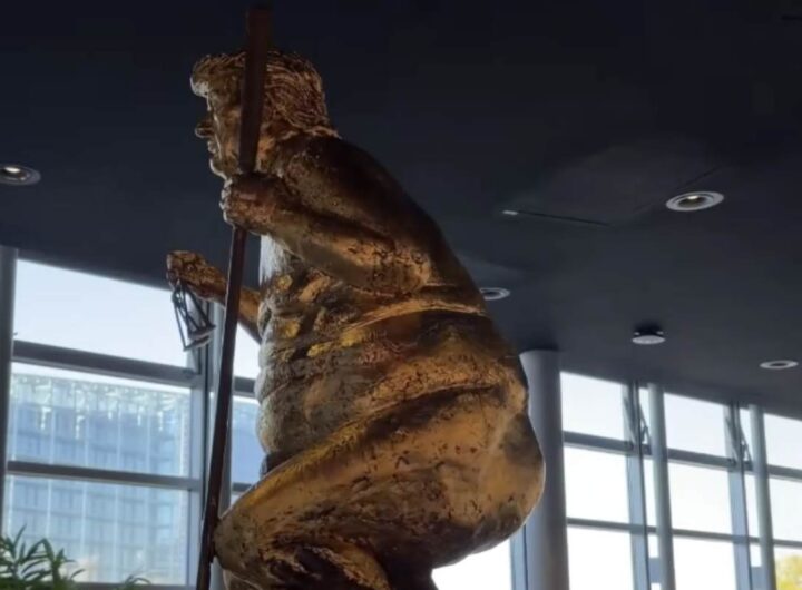 Statua Trump