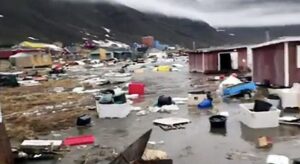 YOUTUBE Tsunami in Groenlandia, 4 dispersi. Onde causate da un terremoto