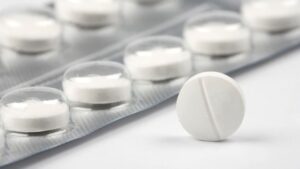 Aspirina negli over 75 può causare emorragie interne
