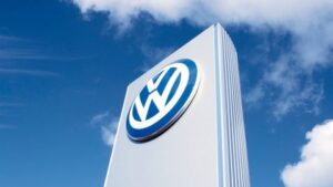 Usa, mandato di cattura internazionale per 5 ex manager Volkswagen