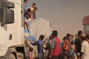 Iraq, ristoratore curdo avvelena col cibo centinaia di persone nel campo profughi