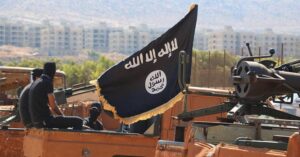 Jihadista in Italia: "L'Isis si fa anche qui, agli infedeli va tagliata la gola"