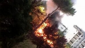Roma: 30 auto in fiamme al Torrino. Incubo piromane