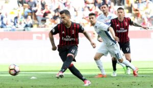 Calciomercato Milan, Suso cambia agente ma non vuole andare via