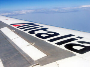 Alitalia: rosso da 200 milioni nei primi due mesi del 2017