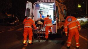 Genova, Lucia Sapienza travolta dal bus muore in ospedale: 28 casi in città