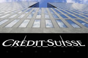 Credit Suisse: finte polizze per evadere le tasse, la Finanza chiede 10mila nomi italiani alla Svizzera