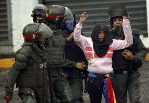 Venezuela, colpito a morte candidato Assemlbea Costituente. 113 vittime da aprile ad oggi