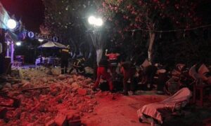 Terremoto di 6,7 tra Grecia e Turchia, almeno 2 morti. A Bodrum panico per "piccolo tsunami"