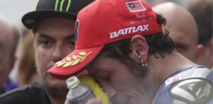 Valentino Rossi, incidente in enduro: frattura di tibia e perone?