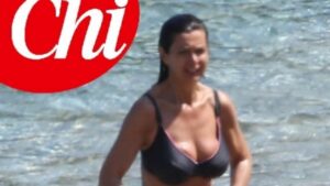 Laura Boldrini in spiaggia privata a Castelporziano: il regalo di Napolitano...