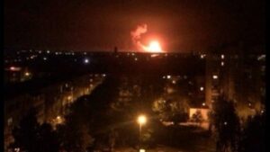 Ucraina, esplode deposito di munizioni a Kalynivka: chiuso lo spazio aereo