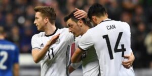 Qualificazioni Mondiali: Germania a valanga, Inghilterra ok, Milik a segno