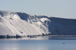 Antartide, scoperte caverne calde: potrebbero esserci forme di vita sconosciute