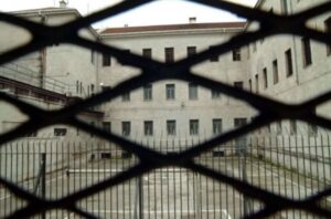 San Gimignano, lite in carcere degenera: ammazzato un detenuto