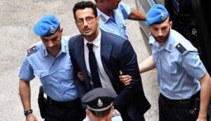 Fabrizio Corona resta in carcere dopo la condanna
