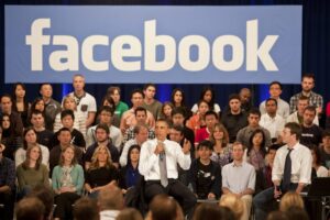 Fake news su Facebook, Barack Obama avvertì Mark Zuckerberg. Ma lui...