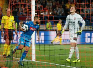 Champions, è flop Napoli: Milik non basta contro Shakhtar Donetsk