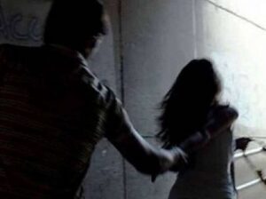 Stupro Roma, il racconto choc della finlandese: "Mi ha picchiata e colpita con un sampietrino"