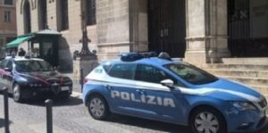 Perugia: entra con il coltello in tribunale e ferisce due giudici
