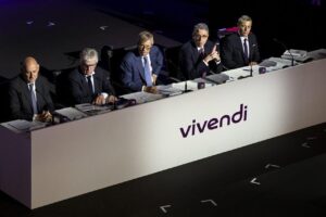 Consob, il verdetto su Vivendi: "Esercita pieno dominio su Telecom Italia"