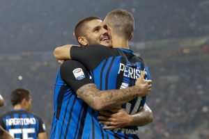 Inter affossa Milan nel derby, tripletta di Icardi: è anti Napoli