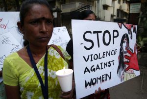India, bimba di 8 mesi violentata dal cugino 28enne: ora rischia la vita