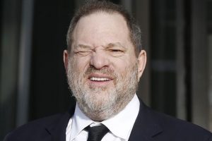 Ancora guai per Harvey Weinstein. L'ex assistente personale lo denuncia