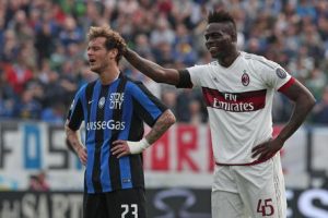 Calciomercato, Mario Balotelli tra Milan e Inter ma dipende tutto da Gigio Donnarumma e Mino Raiola
