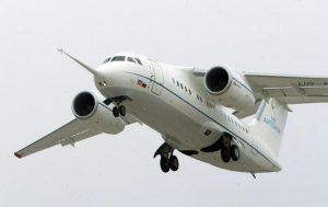 Un aereo di linea russo è precipitato poco dopo il decollo a Mosca