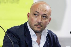 Filippo Caracciolo, si dimette candidato Pd Puglia: è indagato per corruzione