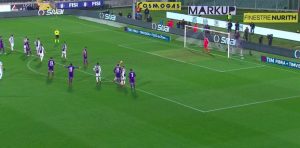Fiorentina-Juventus, VAR toglie rigore: mano Chiellini ma c'era fuorigioco (VIDEO)