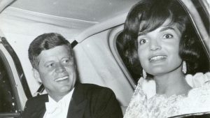 Jackie Kennedy pensò al suicidio dopo l'assassinio del marito Jfk