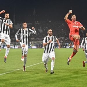 Fiorentina-Juventus 0-2, Bernardeschi-Higuain gol. Var toglie rigore ai viola